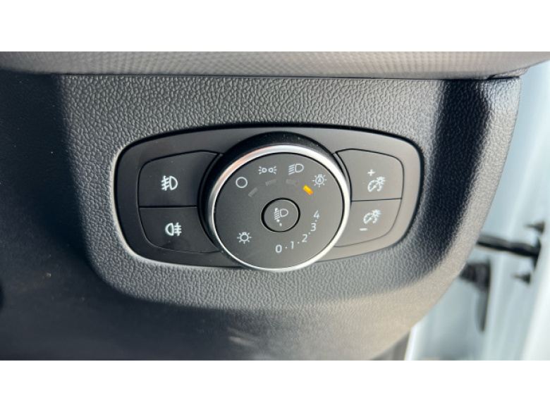 Ford Transit Courier E-Transit Courier 100kW 43kWh Trend Van Auto